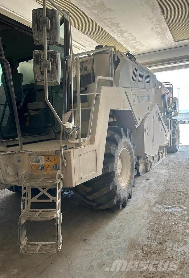 Wirtgen WR250i Asfaltin uusiokäyttölaitteet