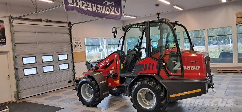 Schäffer 6680 Z Pienkuormaajat