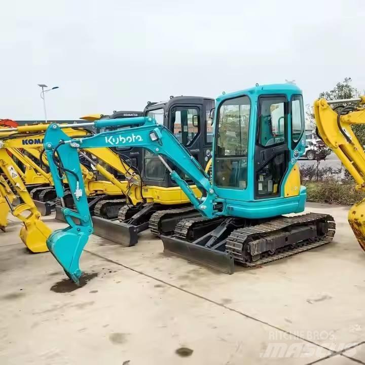 Kubota U30 Telakaivukoneet