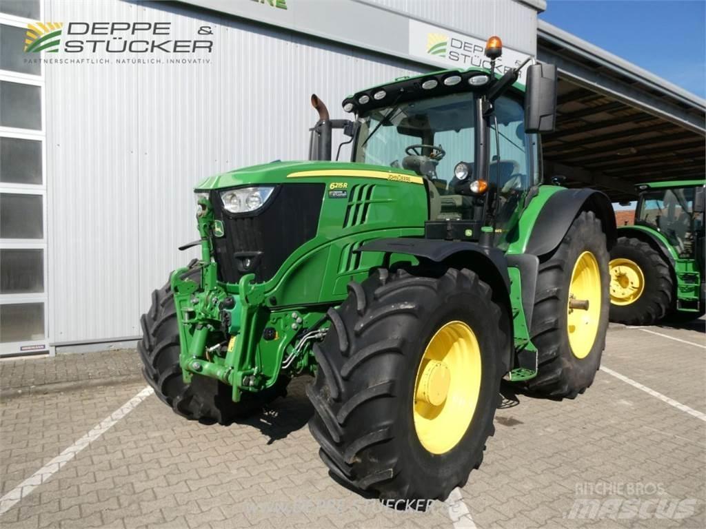 John Deere 6215R Traktorit