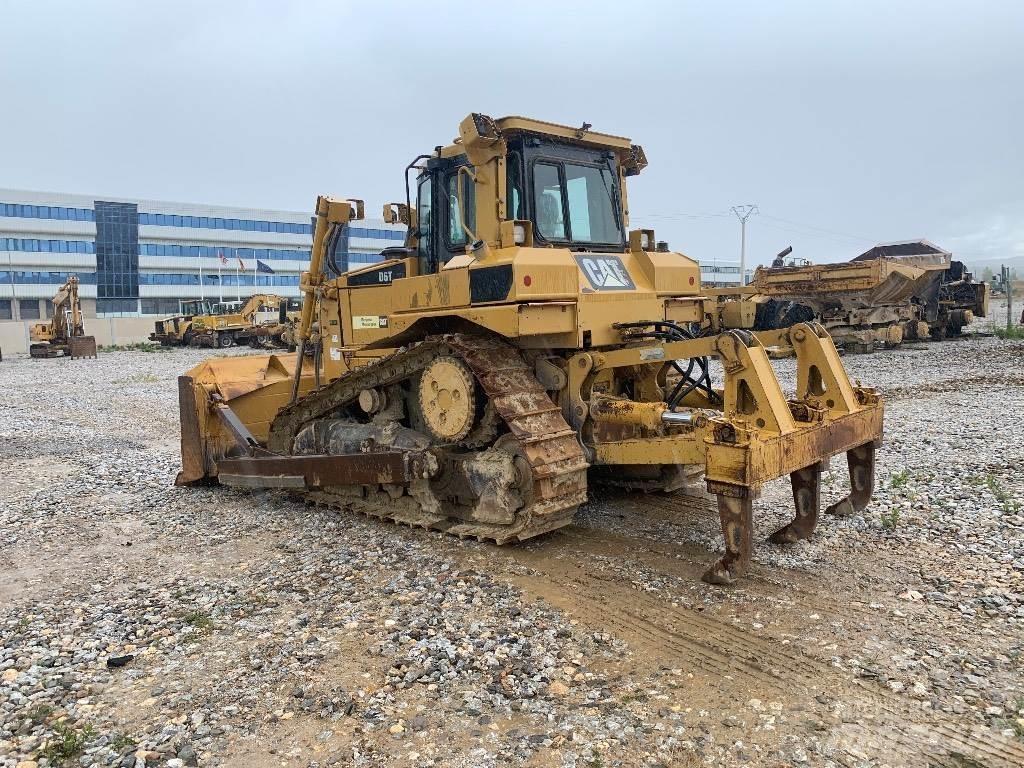 CAT D 6 T Telaketjupuskutraktorit