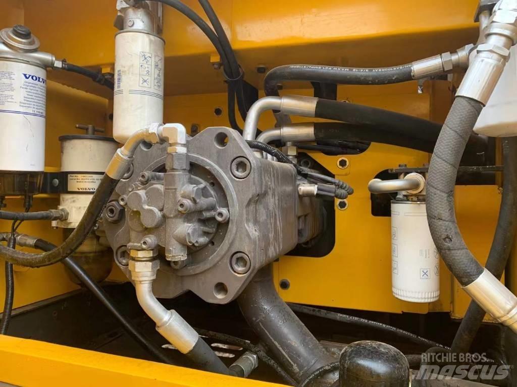 Volvo EC 300 Telakaivukoneet