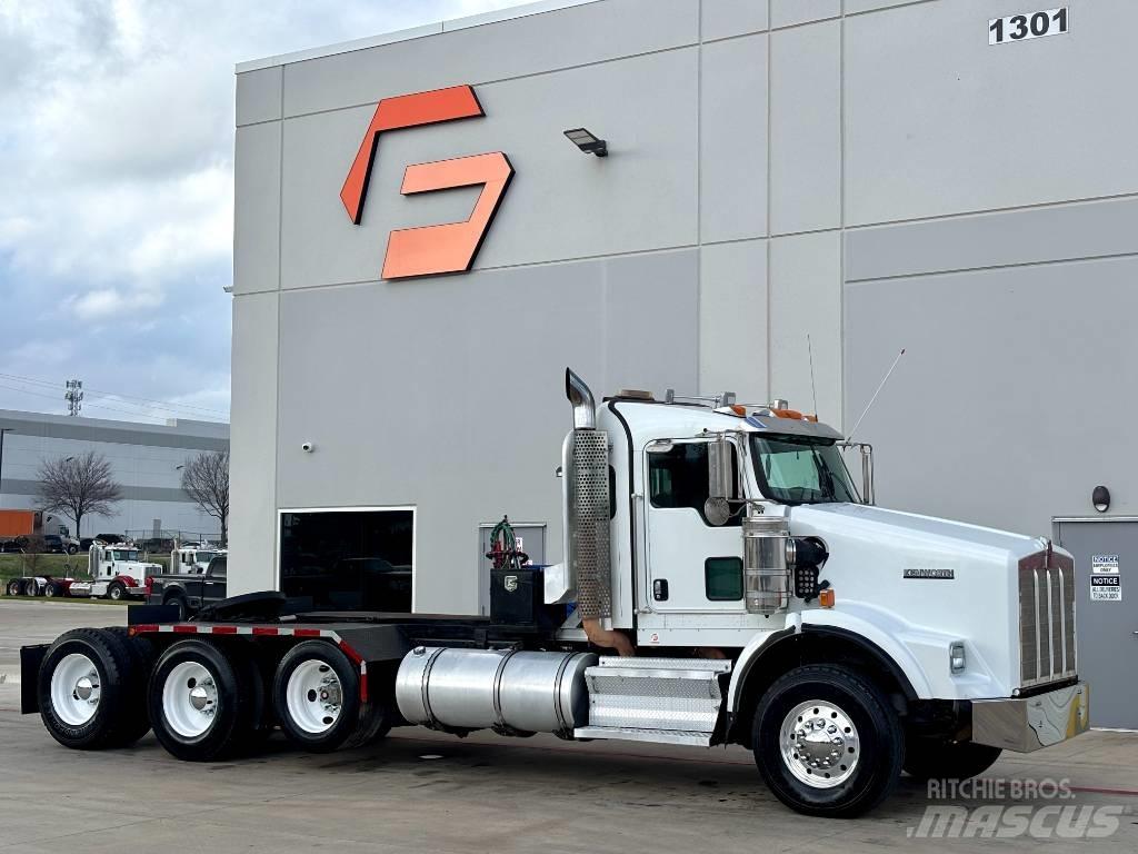 Kenworth T 800 Vetopöytäautot
