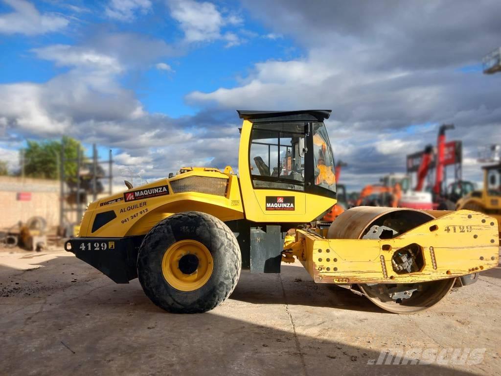 Bomag BW 216 Yksivalssijyrät