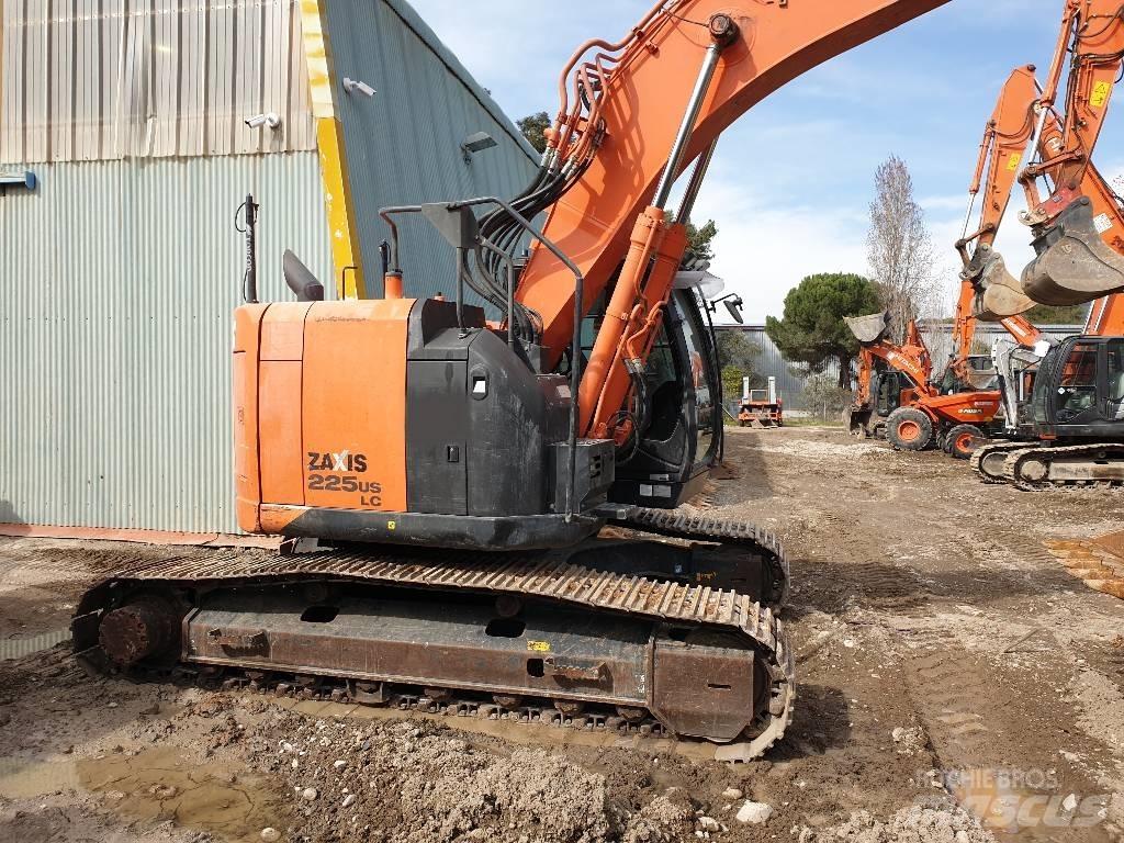 Hitachi ZX225USLC Telakaivukoneet