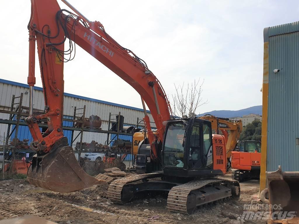 Hitachi ZX225USLC Telakaivukoneet
