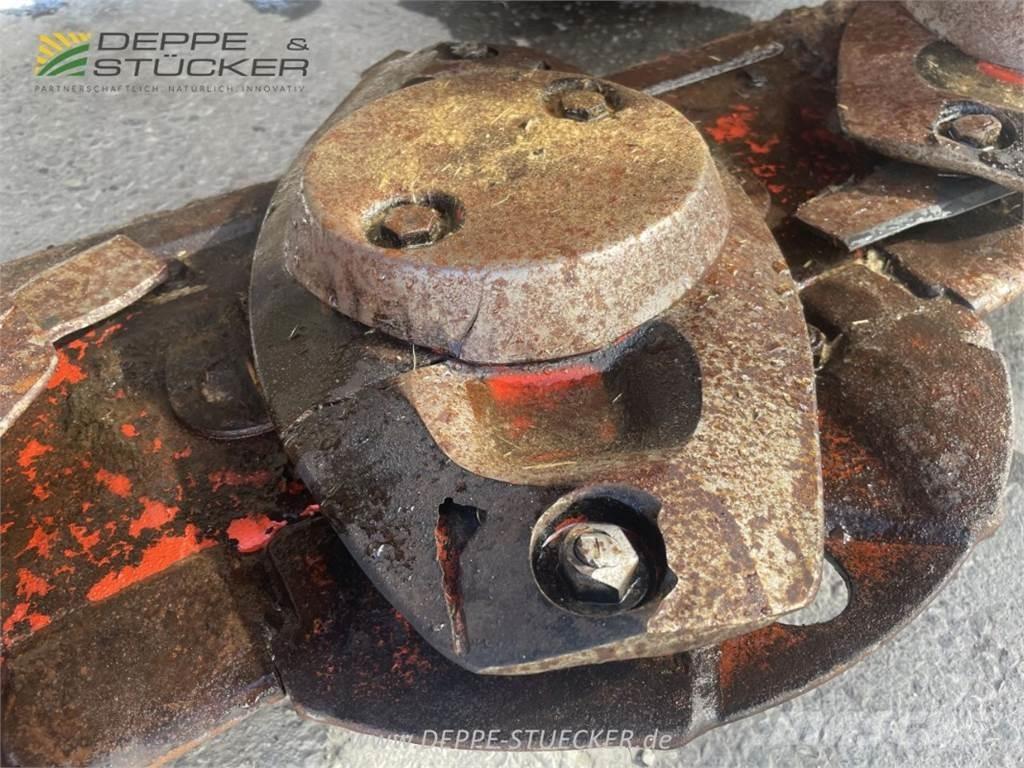 Kuhn GMD 802F-FF Niittomurskaimet