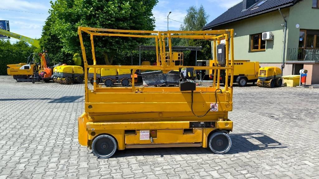 Haulotte Compact 8 Saksilavat