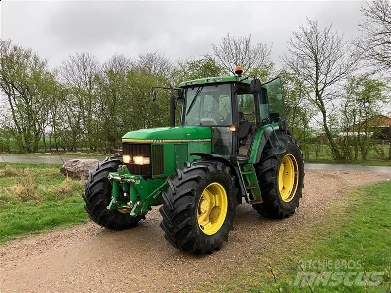 John Deere 6800 Traktorit