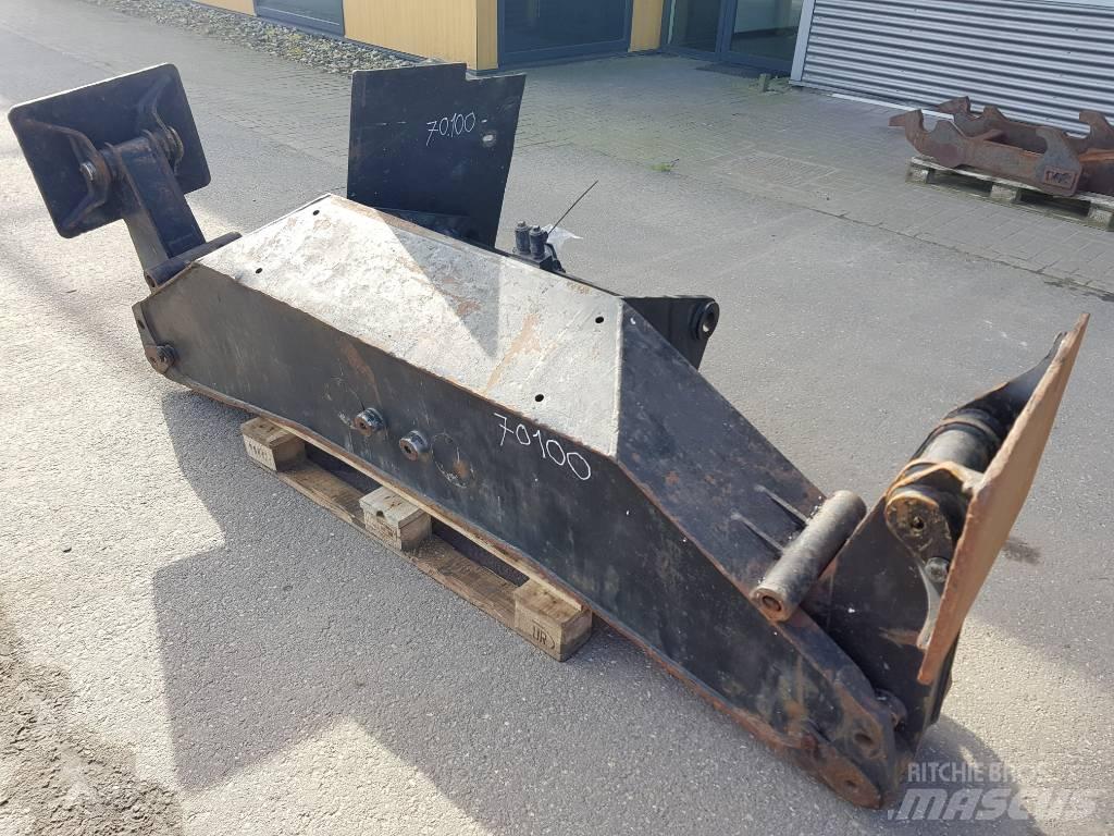 CAT M315C Outriggers Alusta ja jousitus