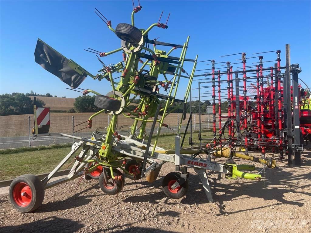 CLAAS Volto 900 T Pöyhimet ja haravat