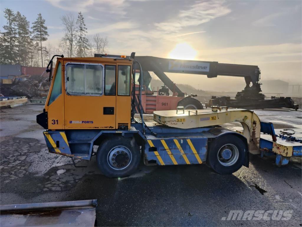 Sisu TR 180 AL 2 Terminaalitraktorit