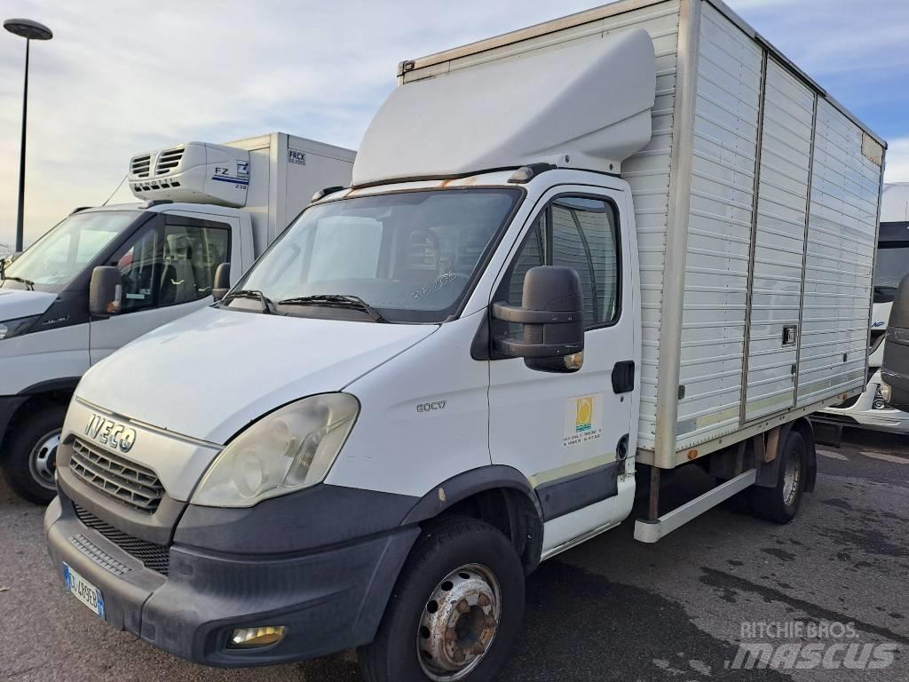 Iveco DAILY 60C17 Umpikorikuorma-autot