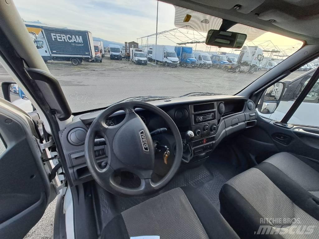 Iveco DAILY 60C17 Umpikorikuorma-autot