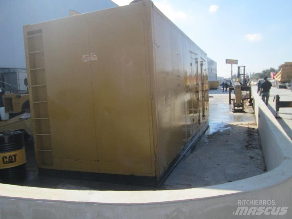 CAT C 32 Dieselgeneraattorit