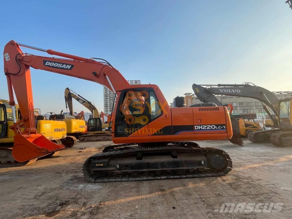 Doosan 220 LC-7 Telakaivukoneet
