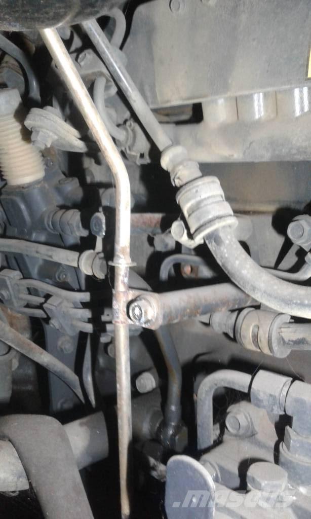 Komatsu SAA6D140E-5 Moottorit