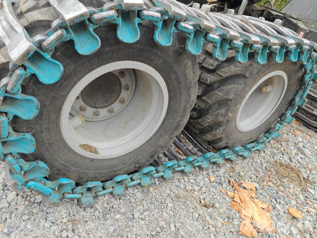 Komatsu 901 XC Harvesterit