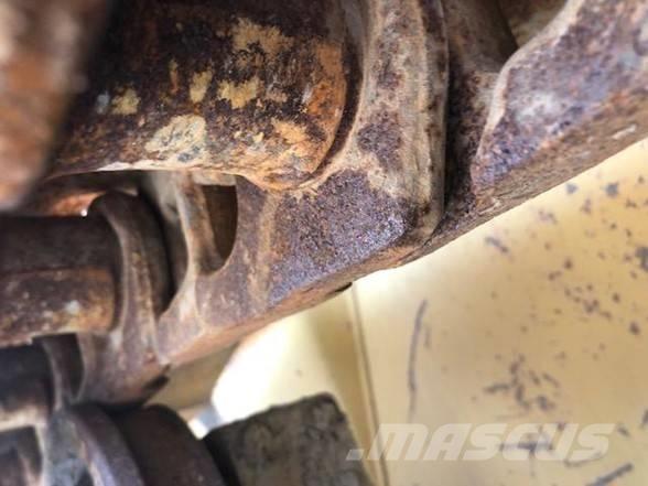 CAT D 5 G XL Telaketjupuskutraktorit