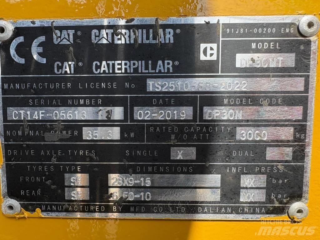 CAT DP30NT Dieseltrukit