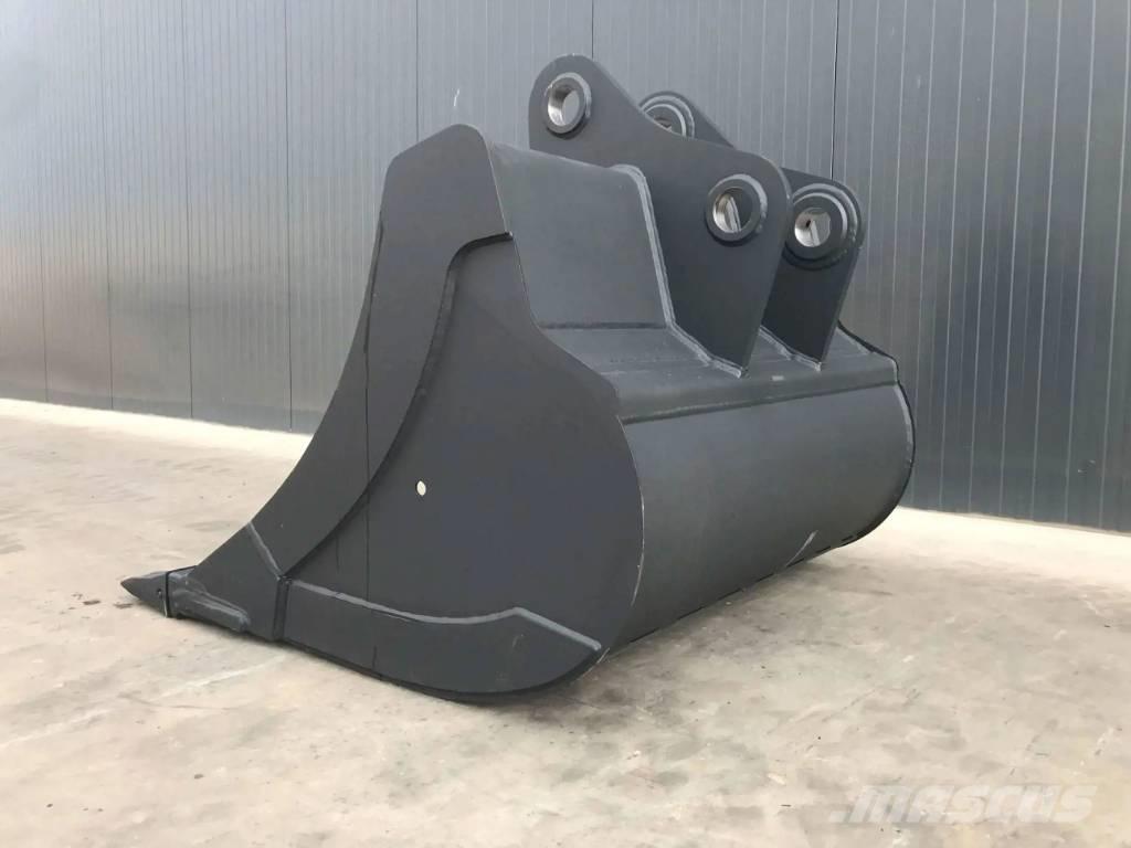 Komatsu PC228 Kauhat