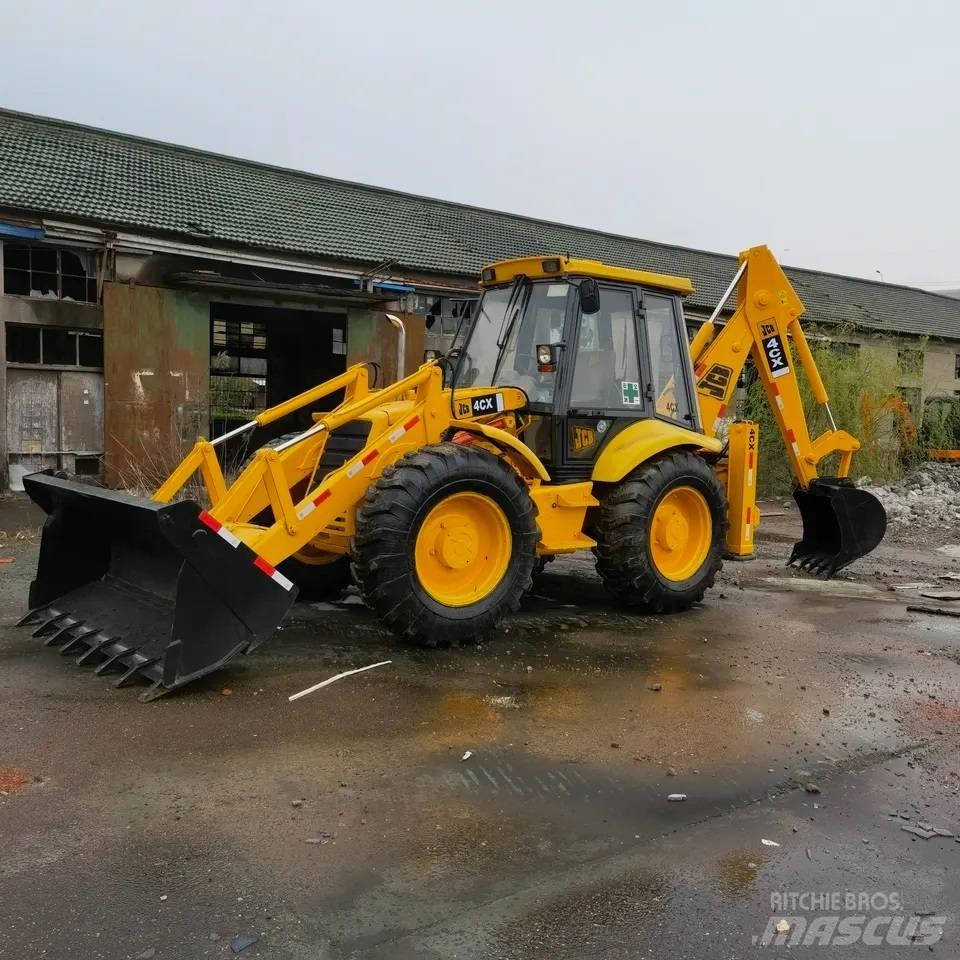 JCB 4CX Kaivurikuormaajat