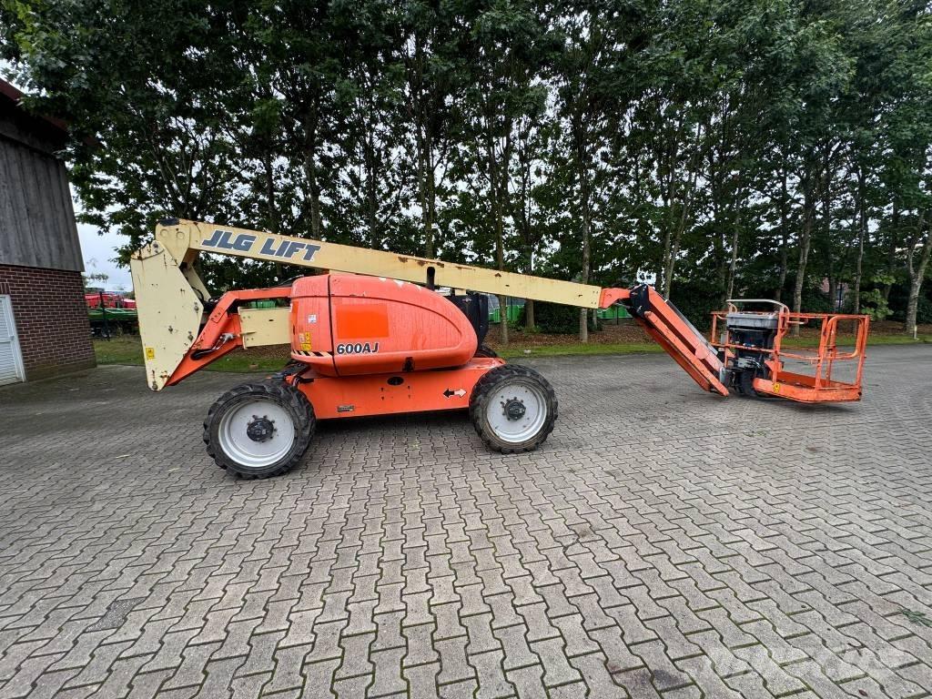 JLG 600 AJ Kuukulkijat