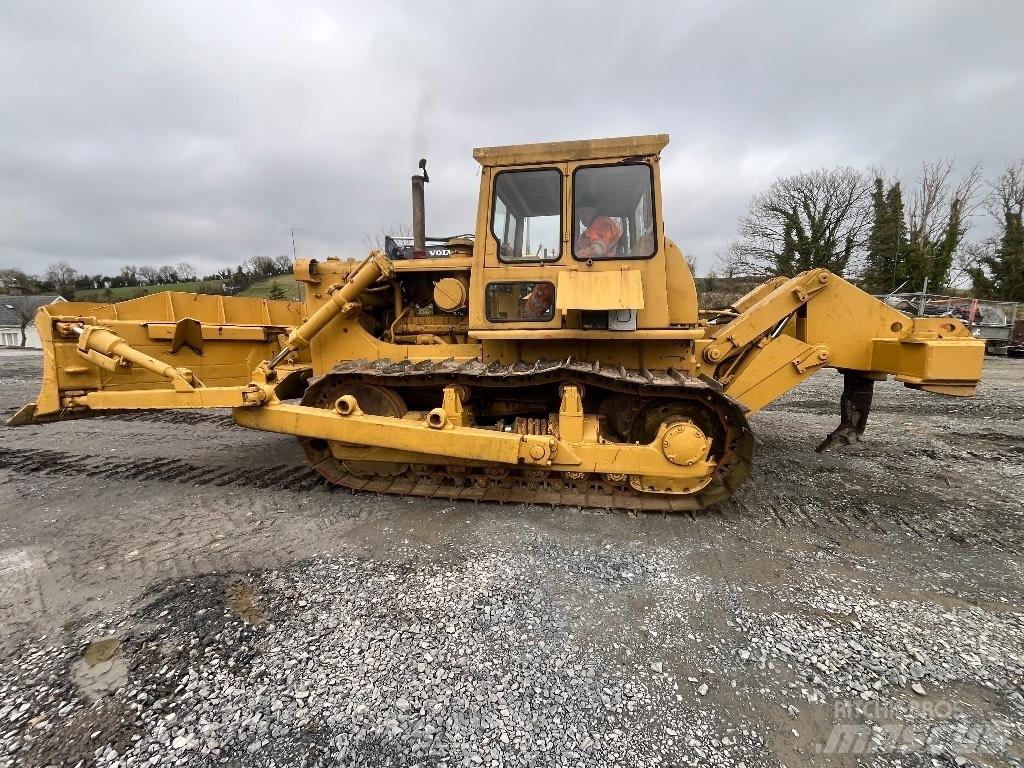 CAT D 7 Telaketjupuskutraktorit