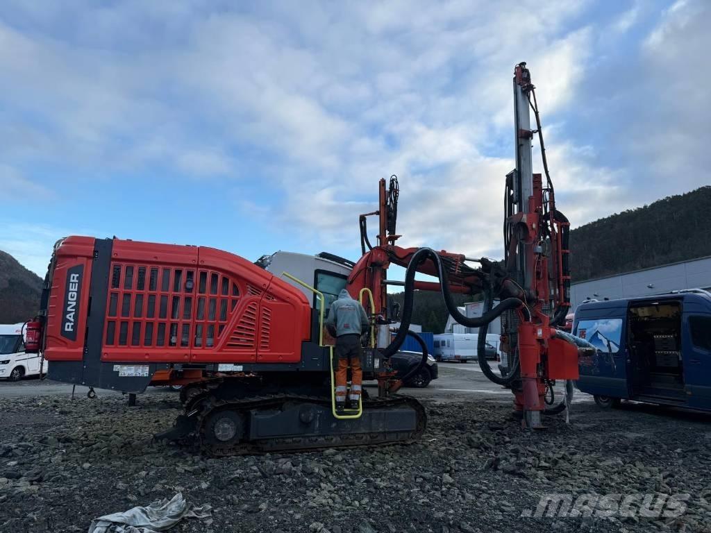 Sandvik DX 800I Avolouhintaporauslaitteet