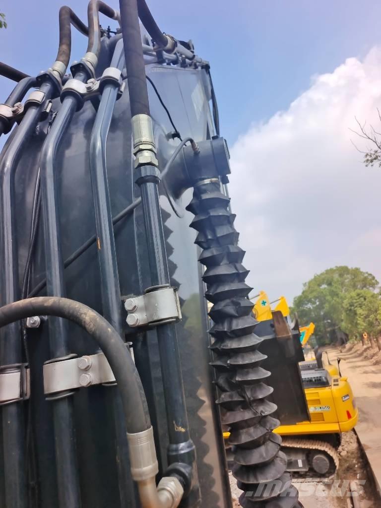 Hyundai HX 220 Telakaivukoneet