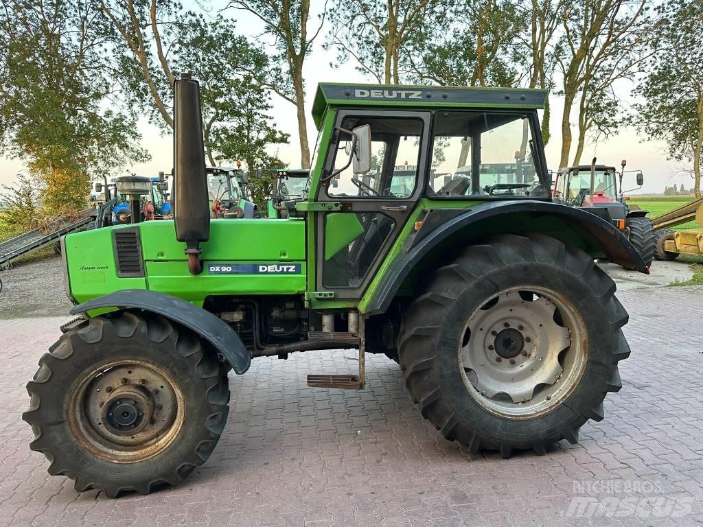 Deutz DX90 Traktorit