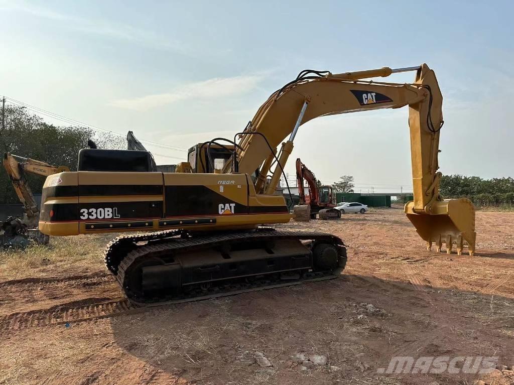 CAT 330B Telakaivukoneet
