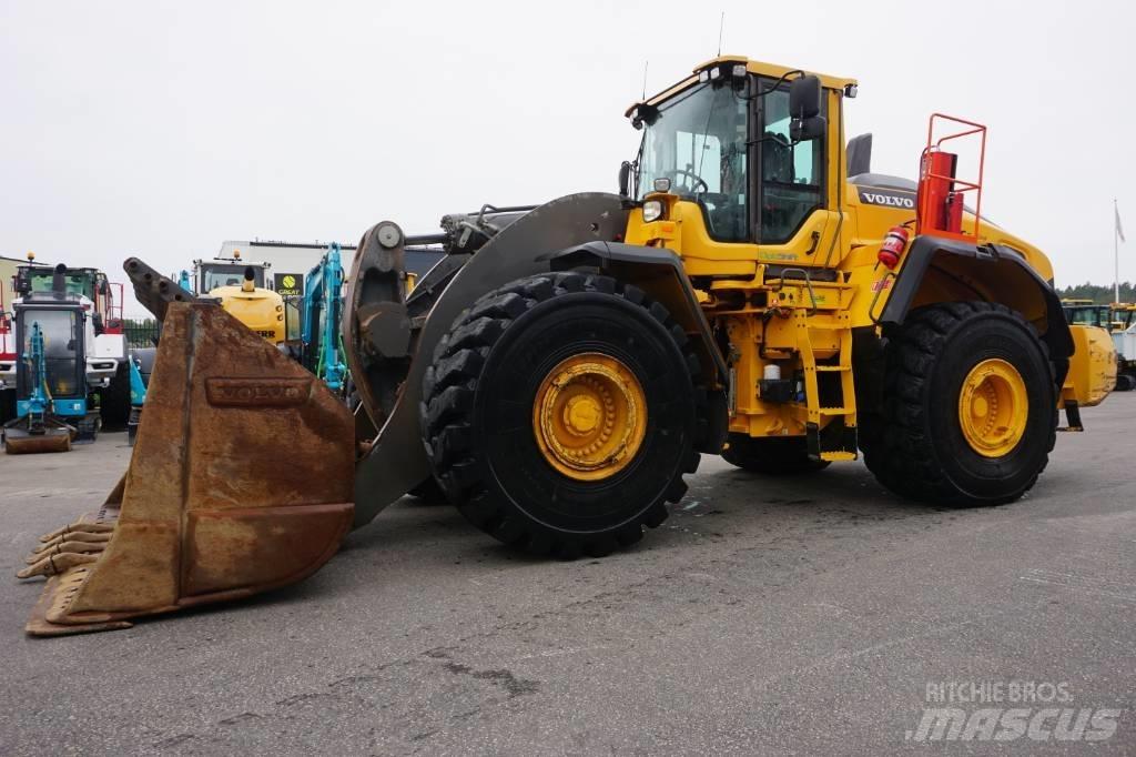 Volvo L250H *Uthyres* Pyöräkuormaajat