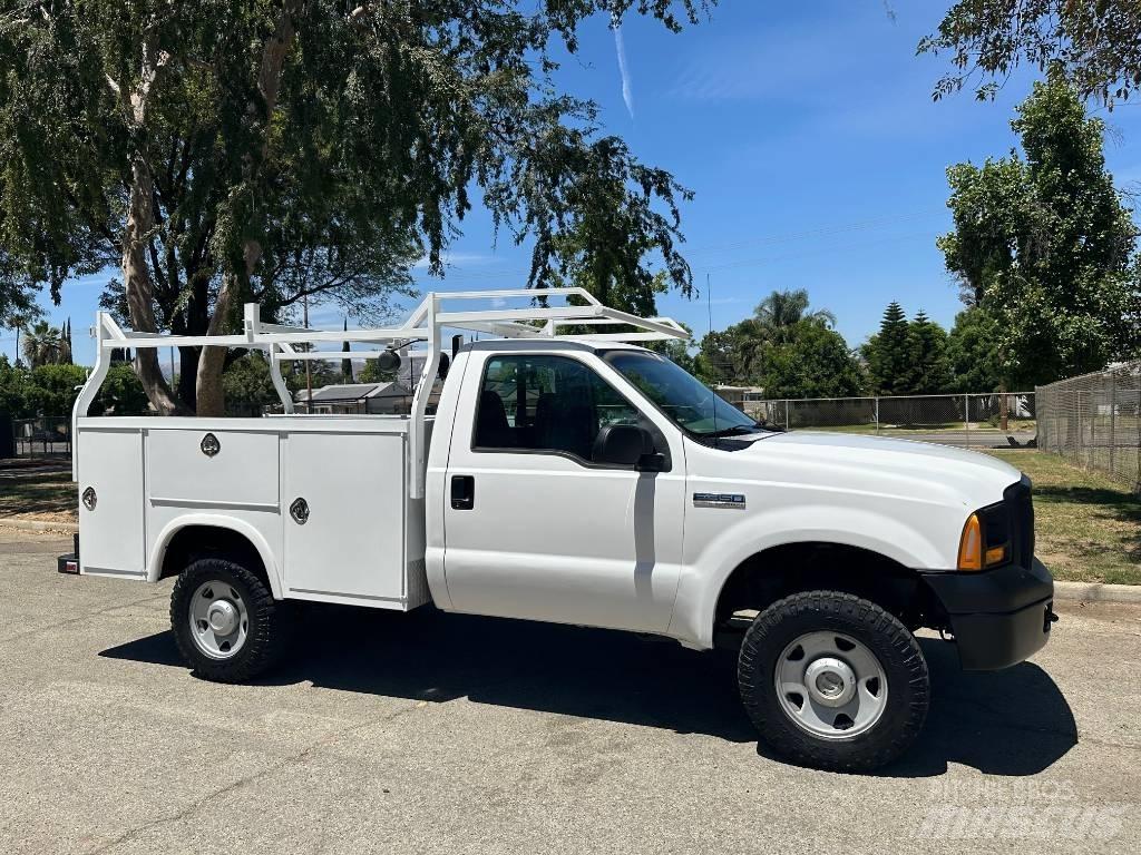 Ford F 350 Lava-autot