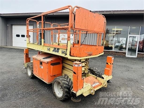 JLG 260 MRT Saksilavat