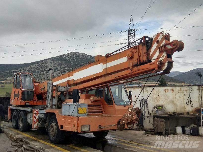Kato NK 20B Mobiilinosturit