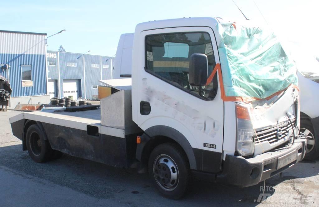 Nissan Cabstar Vetopöytäautot