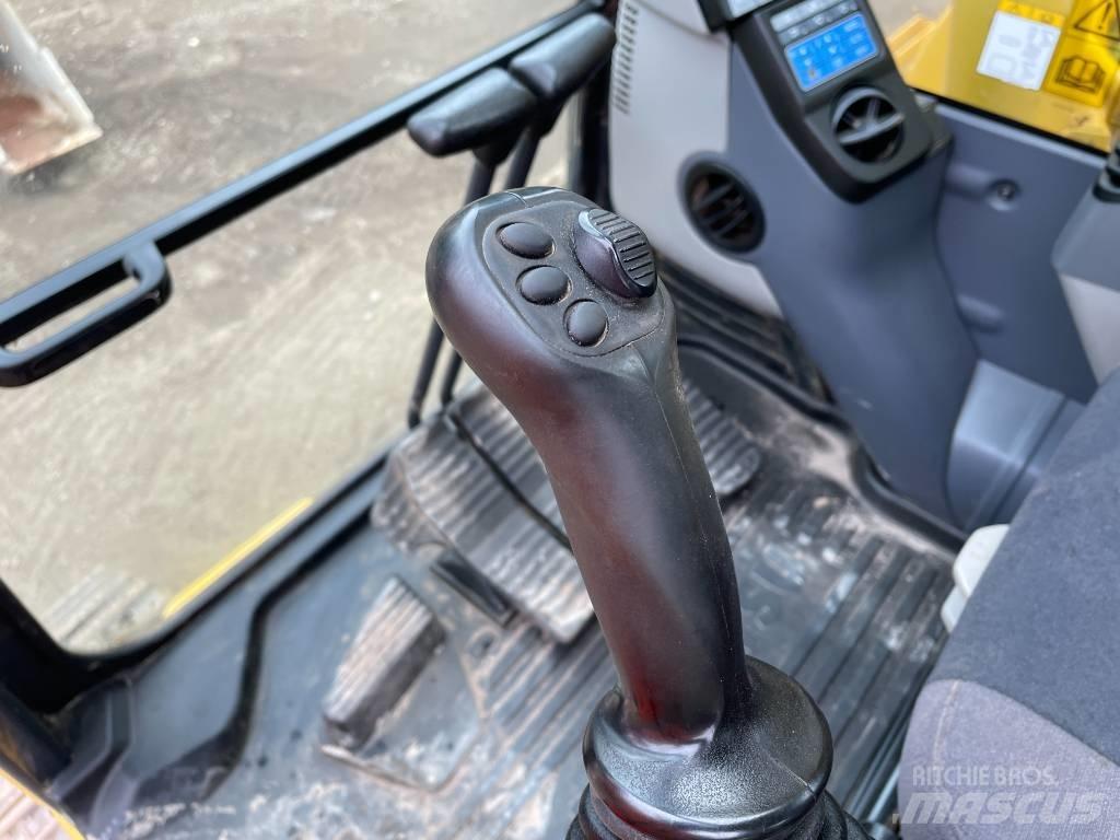 Komatsu PC 210 LC-11 Pitkävartiset kaivinkoneet
