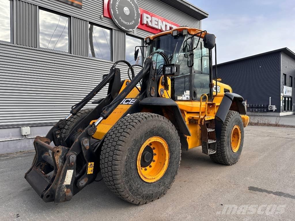 JCB 426 E Pyöräkuormaajat