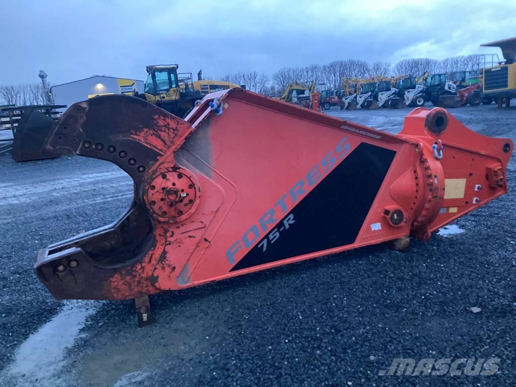  Fortress FS75 Leikkurimurskaimet