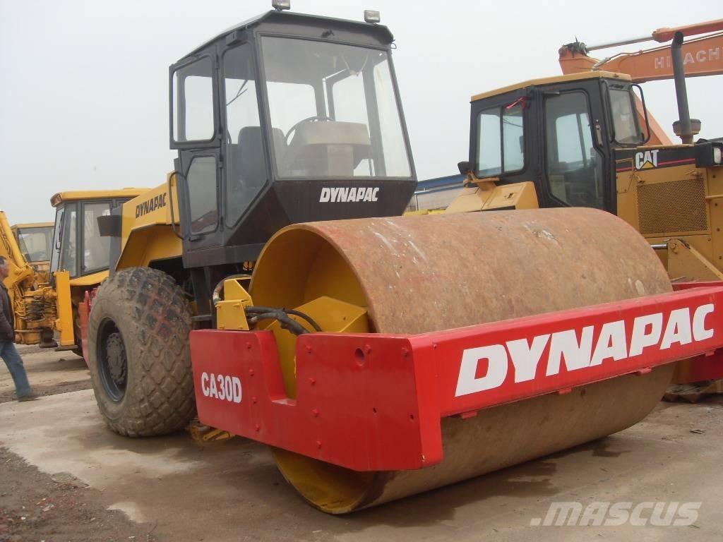 Dynapac CA 30 D Yksivalssijyrät