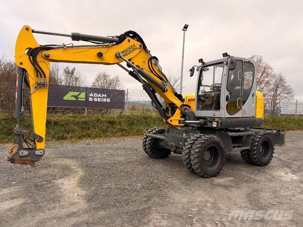 Wacker Neuson EW100 Pyöräkaivukoneet