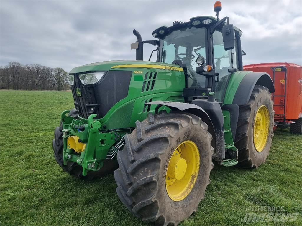 John Deere 6195 M Traktorit