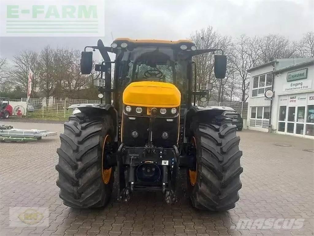 JCB fastrac 4220 Traktorit