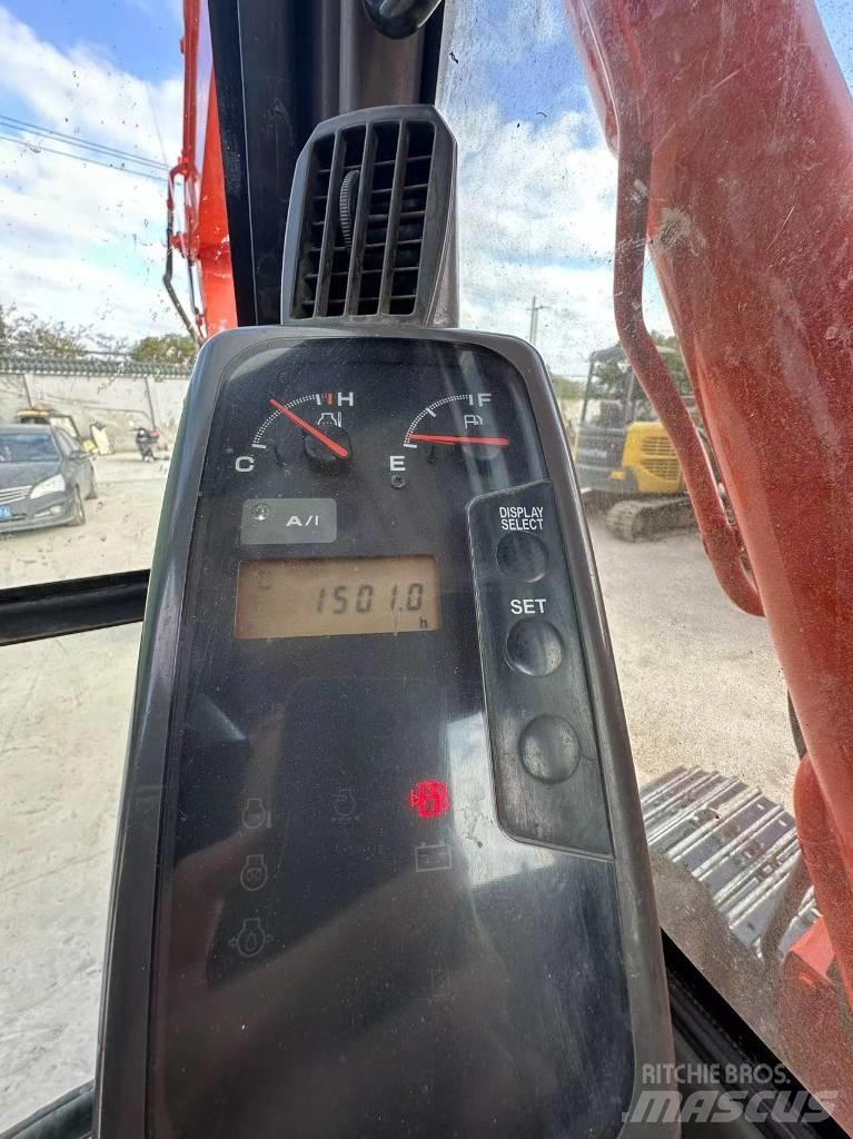 Hitachi ZX75US Minikaivukoneet < 7t
