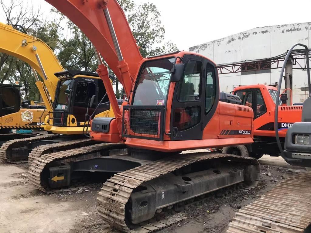 Doosan dx300 Telakaivukoneet