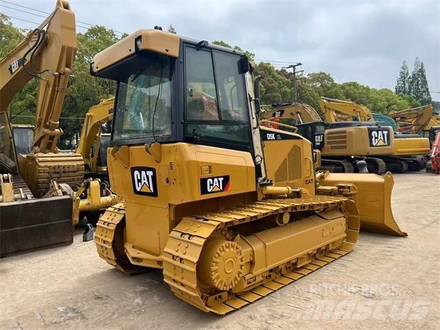 CAT D 5 K Telaketjupuskutraktorit
