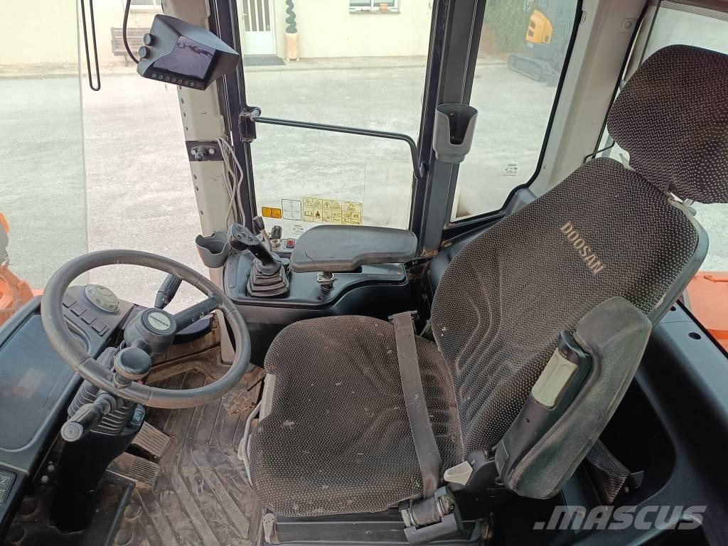 Doosan DL200-5 Pienkuormaajat