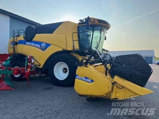 New Holland CX8.70 Leikkuupuimurit