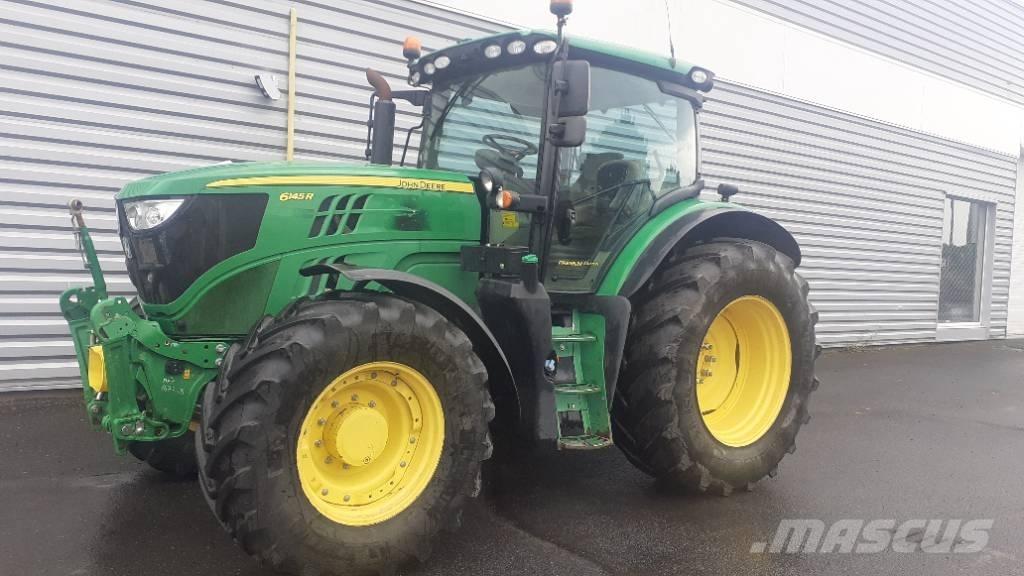 John Deere 6145 R Traktorit